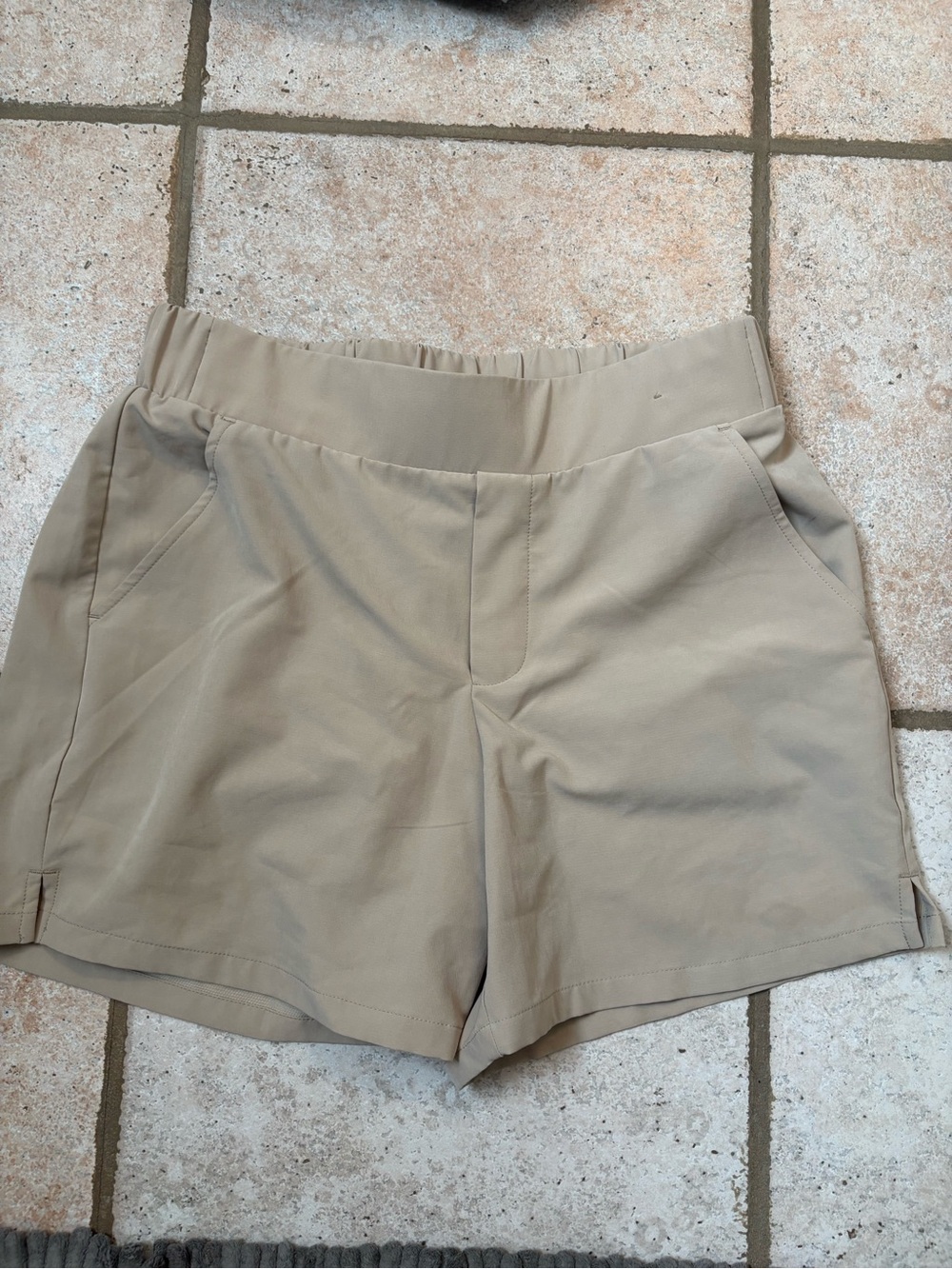 tek gear Khaki Elastic-Waist Casual Shorts